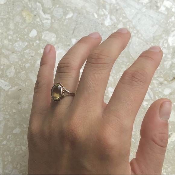 Vintage Oval Citrine Yellow Gold Ring - Picture 2 of 11